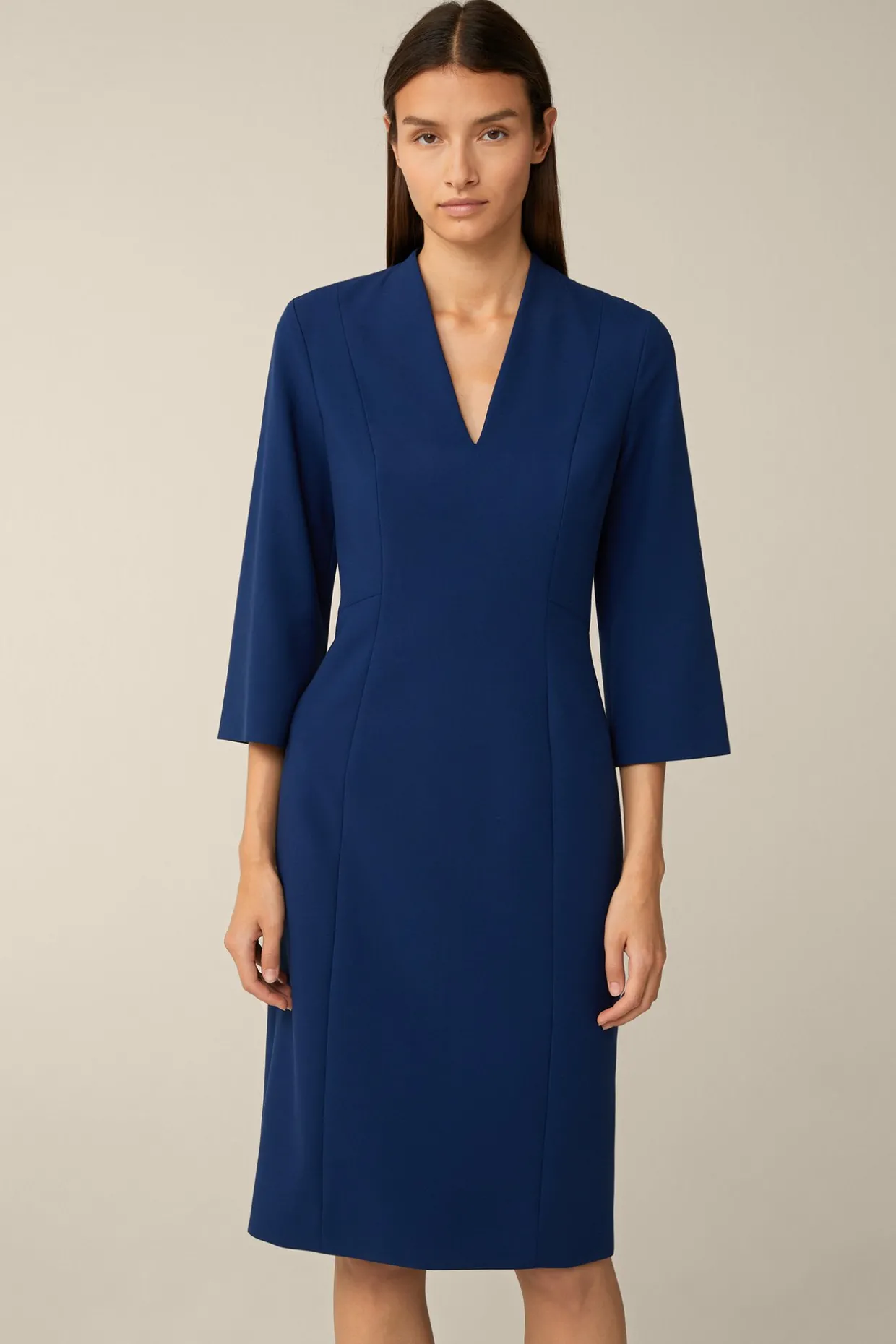 Crepe-Etui-Kleid In
