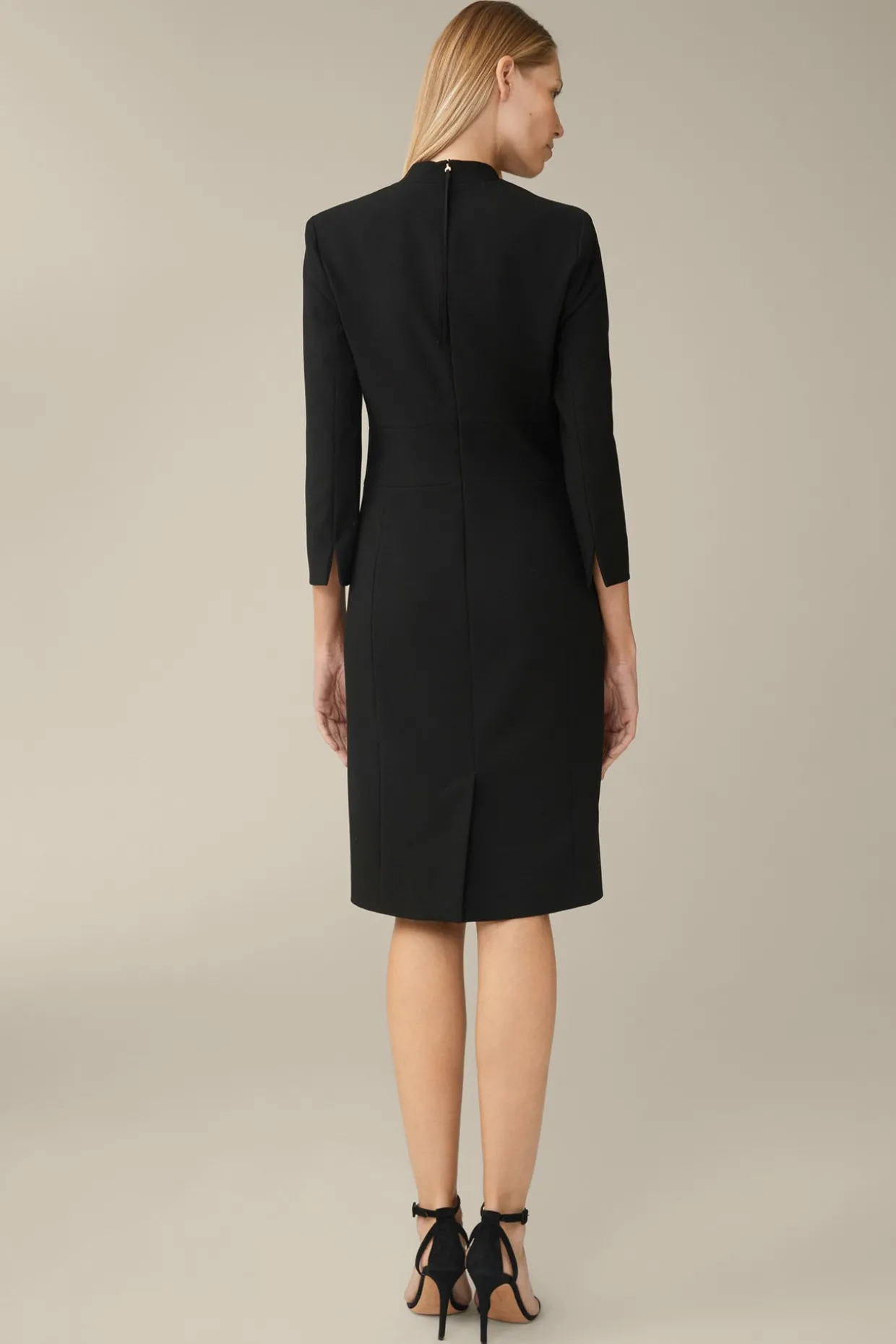 Crepe-Etui-Kleid In