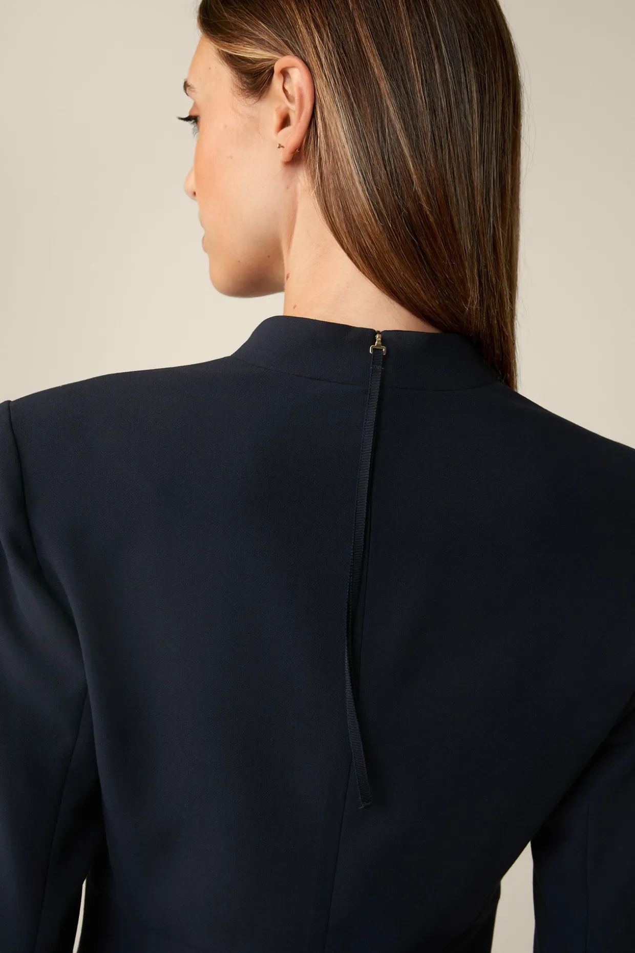 Crepe-Etui-Kleid In