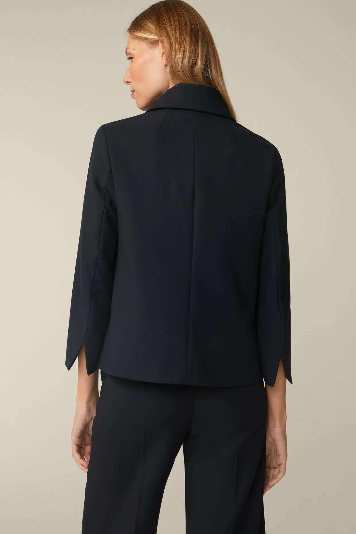 Crepe-Kurz-Blazer In