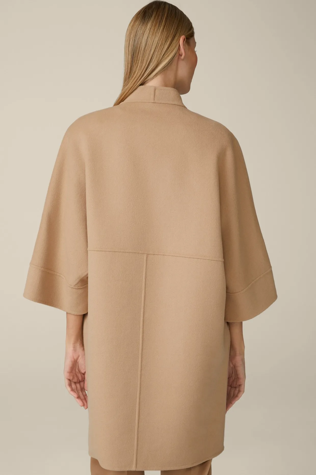 Double-Cape-Mantel In