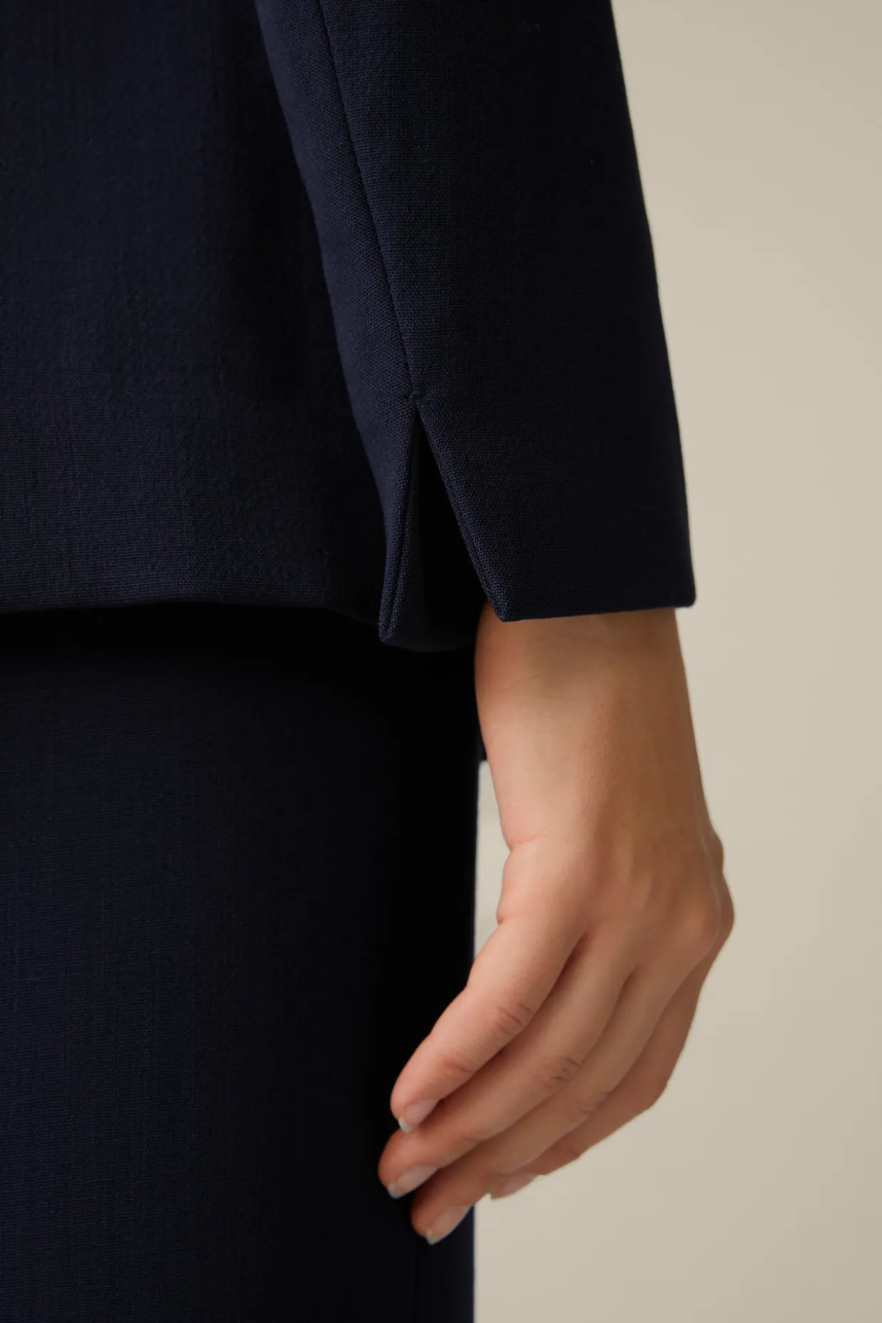 Double-Wollcrepe-Doppelreiher-Blazer In