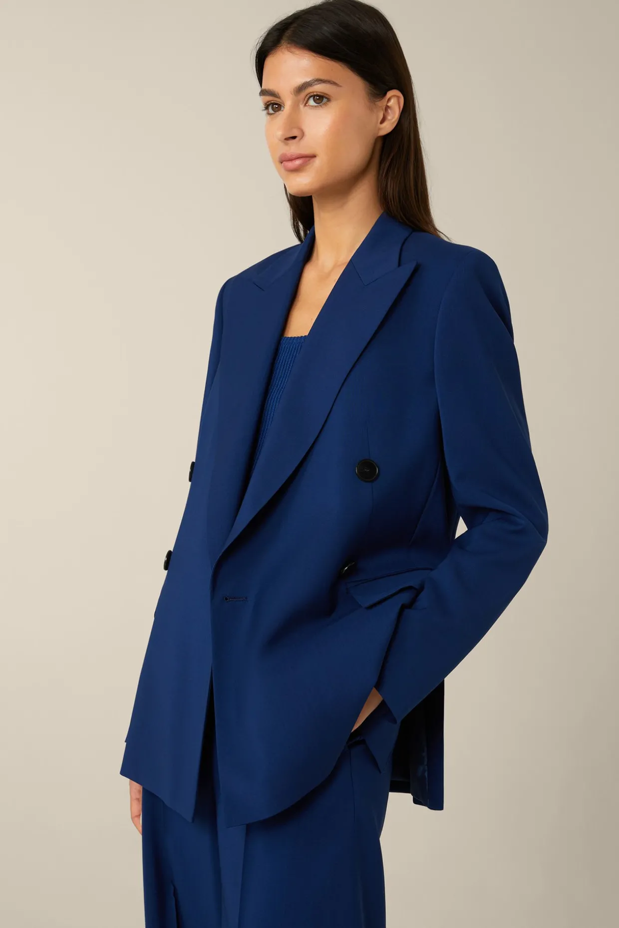 Schurwoll-Doppelreiher-Blazer In