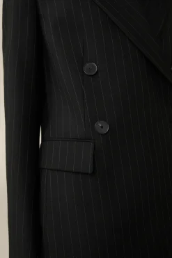 Schurwoll-Twill-Doppelreiher-Blazer Mit Nadelstreifen In