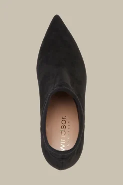 Stiefelette Aus Ziegenveloursleder In By Unutzer