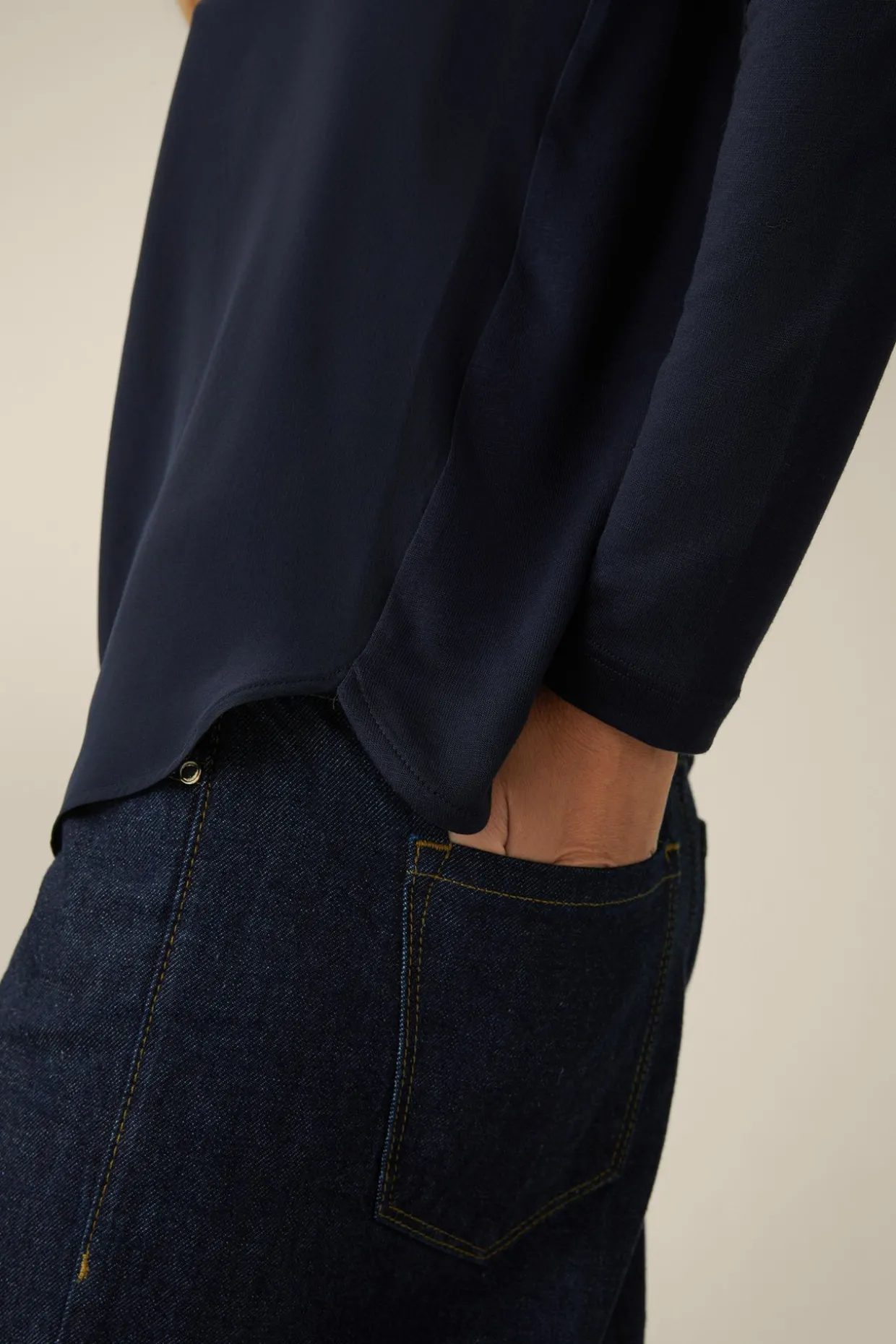 Tencel-Langarm-Shirt Mit Satin Vorderseite In