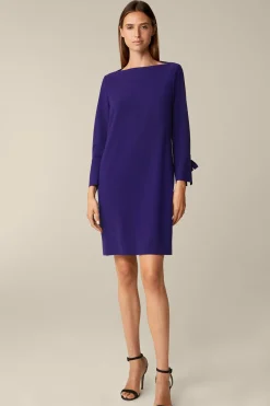Wollcrepe-Eggshape-Kleid In