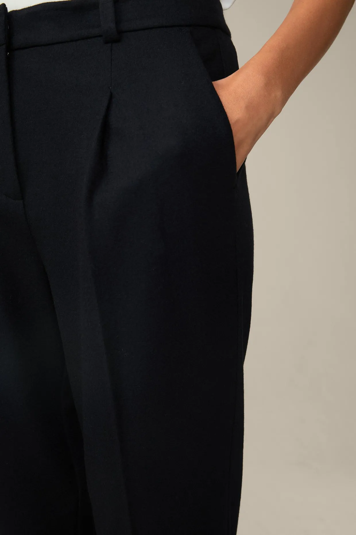 Wolljersey-Bundfalten-Hose In