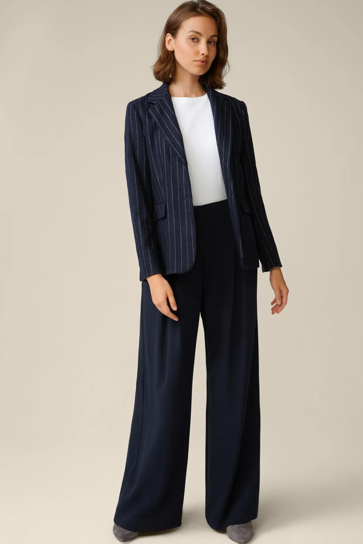 Wollmix-Blazer Mit Kreidestreifen In