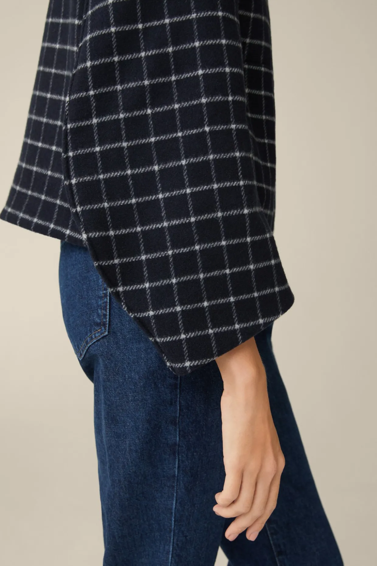Wollmix-Cape-Jacke In Navy-Weiss Kariert